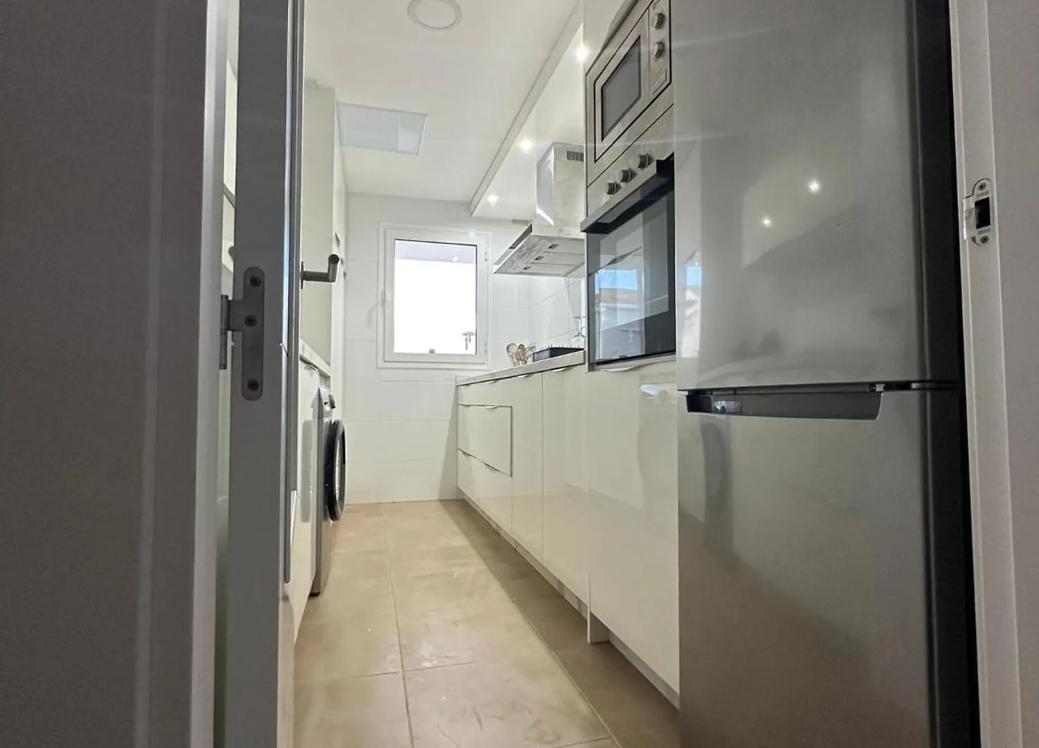 Apartment Rota Suites E&E